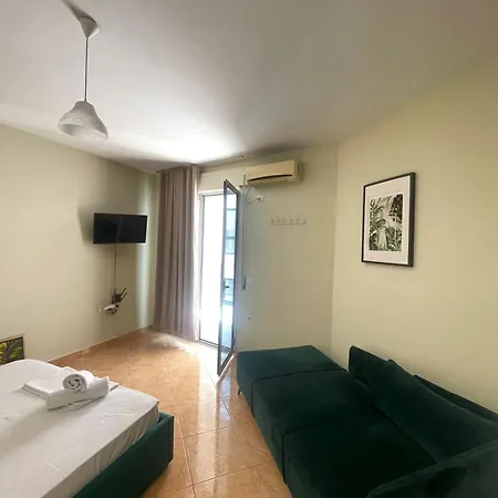 דירה Azuro Beachfront Vlorë